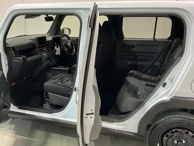 タフト Ｘ　電動ミラー　ハイビームアシスト　安全ボディ　キーフリー　レーンキープ　ＬＥＤヘッドライト　ガラスルーフ　スマートキ－　オートライト　アイドリング　セキュリティ　衝突軽減ブレーキ（8枚目）