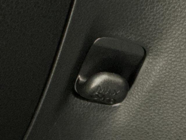 ミライース L SAIII アイドリングSTOP 衝突防止 イモビライザー Wエアバッグ 横滑防止 レーンキープアシスト オートハイビーム 運転席エアバック ABS 衝突安全ボディ メンテナンスノート(22枚目)