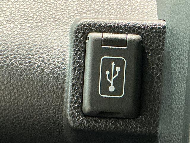 タント カスタムX 衝突軽減ブレーキ リアコーナーセンサー 車線逸脱防止 アイドリングストップ機能 バックカメラ ナビTV 盗難警報装置 LED ワンオーナー キーレスエントリー 前席シートヒーター オートLED(37枚目)