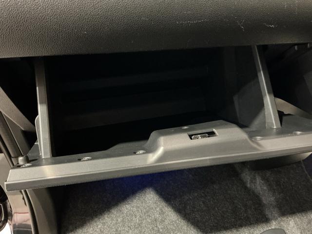 タント カスタムＲＳ　ＳＡ　ナビゲーションシステム　バックカメラ　鉱石モニター　アルミホイール　スマートアシスト１　両側電動スライドドア　ＥＴＣ車載器（29枚目）