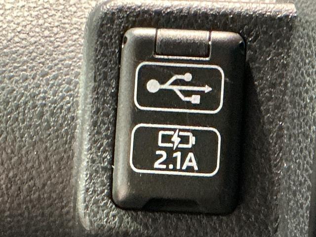 タント カスタムX 衝突軽減ブレーキ リアコーナーセンサー 車線逸脱防止 スライドドア アイドリングストップ機能 Bカメラ TV 盗難警報装置 LED キーレスエントリー 前席シートヒーター オートLED(34枚目)