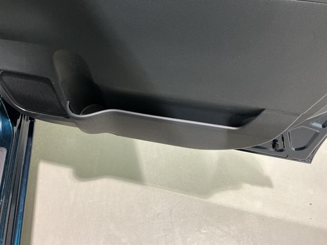 タント Ｘ　ドライブレコーダ　アイドリングストップ車　ブレーキサポート　電動ミラー　ナビＴＶ　スマートキーシステム　ＬＥＤライト　キーレスキー　車線逸脱警報　メモリナビ　オートハイビーム　片側電動両側スライドドア（20枚目）