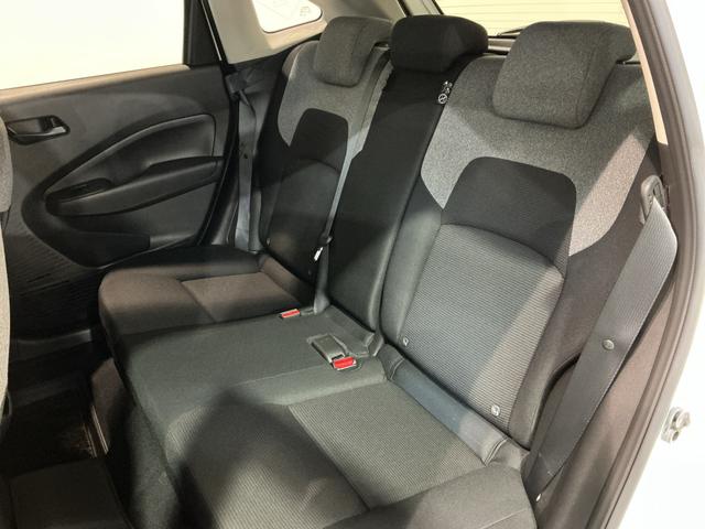 ノート Ｓ　スマキー　ＥＴＣ車載器　ナビＴＶ付き　リモコンキー　ＡＢＳ　エアバッグ　電格ミラー　横滑り防止機能　ＬＥＤライト　イモビライザー　Ｂカメ　メモリーナビ　衝突安全ボディ（13枚目）