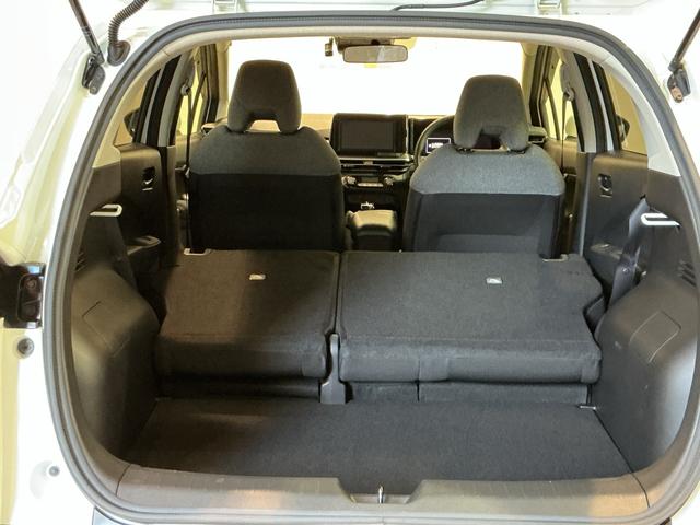 ノート Ｓ　スマキー　ＥＴＣ車載器　ナビＴＶ付き　リモコンキー　ＡＢＳ　エアバッグ　電格ミラー　横滑り防止機能　ＬＥＤライト　イモビライザー　Ｂカメ　メモリーナビ　衝突安全ボディ（17枚目）