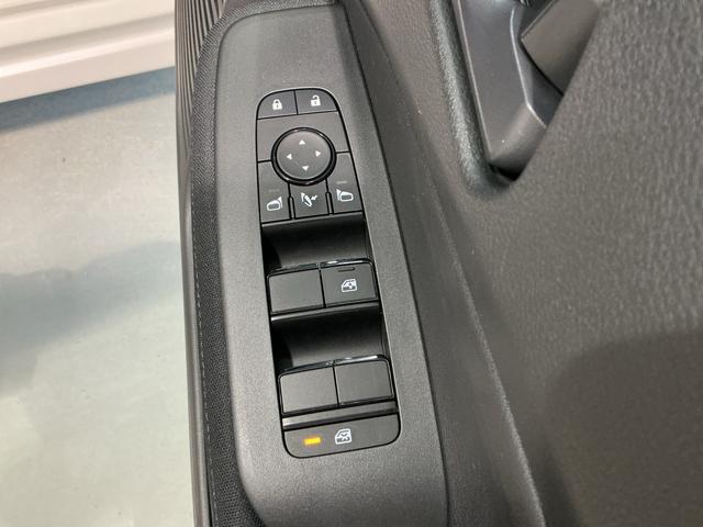 ノート Ｓ　スマキー　ＥＴＣ車載器　ナビＴＶ付き　リモコンキー　ＡＢＳ　エアバッグ　電格ミラー　横滑り防止機能　ＬＥＤライト　イモビライザー　Ｂカメ　メモリーナビ　衝突安全ボディ（27枚目）