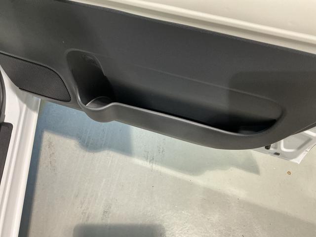 ムーヴキャンバス ストライプスG 前後障害物センサー アイドルストップ Bカメラ ETC セキュリティアラーム スマートキープッシュスタート Sヒーター TV キーフリーキー ワンオーナー車 LEDライト 車線逸脱警報 ベンチシート(23枚目)