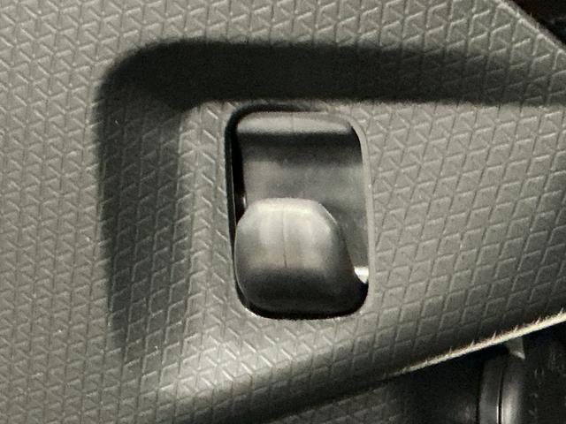 タント カスタムＸ　キーフリーシステム　ＬＥＤヘッドライト　ＬＥＤフォグランプ　両側電動スライドドア　スマートアシスト　コーナーセンサー　純正アルミホイール　オートライト　運転席助手席シートヒーター（30枚目）