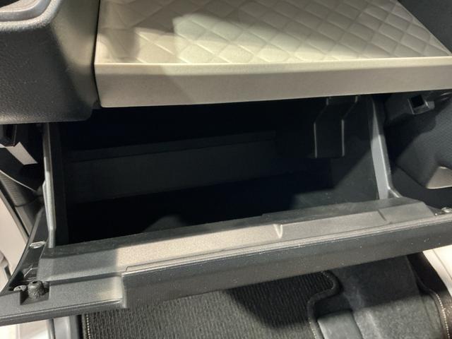 タント Ｘ　ナビゲーションシステム　バックカメラ　キーフリーシステム　スマートアシスト　コーナーセンサー　左側電動スライドドア　ＬＥＤヘッドライト　オートエアコン　シートバックテーブル　運転席シートリフター（28枚目）