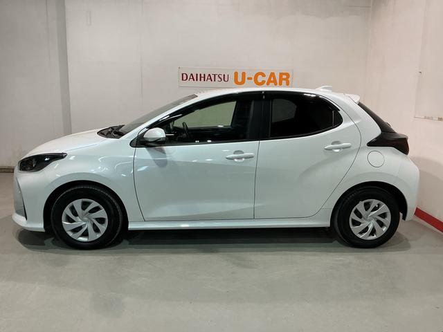 ヤリス ハイブリッドＧ　ナビゲーションシステム　　バックカメラ　ソナーセンサー　ＥＶ切り替え　ＬＥＤヘッドライト　電動格納ドアミラー　クルーズコントロール（11枚目）