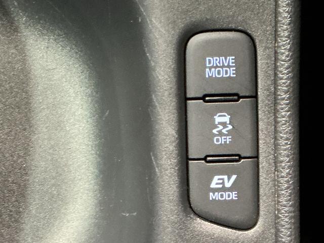 ヤリス ハイブリッドＧ　ナビゲーションシステム　　バックカメラ　ソナーセンサー　ＥＶ切り替え　ＬＥＤヘッドライト　電動格納ドアミラー　クルーズコントロール（31枚目）