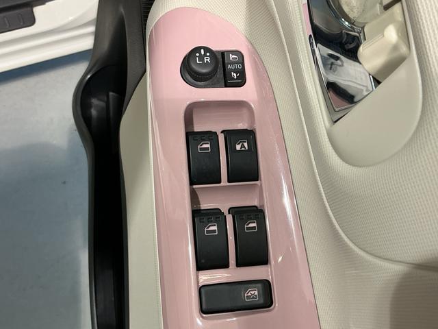 ムーヴキャンバス ＧメイクアップＶＳ　ＳＡＩＩＩ　ナビ　パノラマモニター　ｉ－ｓｔｏｐ　プッシュスタートスマートキー　追突被害軽減ブレーキ　盗難防止アラーム　エアバック　ＬＥＤ　キーフリー　横滑り防止装置　電動格納ミラー（36枚目）