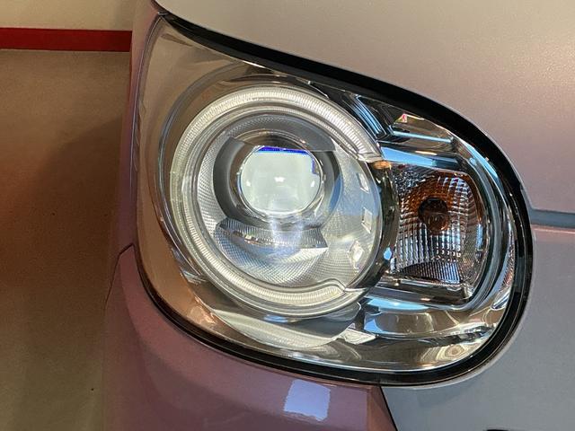 ムーヴキャンバス ＧメイクアップＶＳ　ＳＡＩＩＩ　ナビ　パノラマモニター　ｉ－ｓｔｏｐ　プッシュスタートスマートキー　追突被害軽減ブレーキ　盗難防止アラーム　エアバック　ＬＥＤ　キーフリー　横滑り防止装置　電動格納ミラー（48枚目）