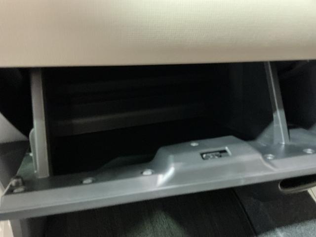 ムーヴキャンバス Ｇメイクアップリミテッド　ＳＡＩＩＩ　Ｉ－ＳＴＯＰ　前後誤発進抑制　Ｂカメラ　電動格納式ドアミラー　ナビ　車線逸脱警告　ＥＴＣ車載器　パノラマモニター　ＬＥＤ　Ｓキー　横滑り防止　オートマチックハイビーム（33枚目）