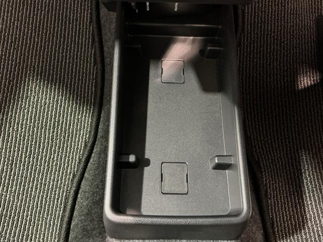 ミライース Ｇ　ＳＡＩＩＩ　衝突軽減Ｂ　リアカメラ　ＬＥＤヘットライト　シートＨ　電動格納ミラー　ハイビームアシスト　ナビ＆ＴＶ　スマートキー　キーレスエントリー　アルミホイール　メモリーナビ　ドライブレコーダー　タバコ臭（31枚目）