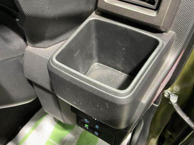 タフト Ｇ　クロムベンチャー　アルミホイール　ナビ　パノラマモニター　キーフリーシステム　エアバック　ＡＢＳ　スタイリッシュガラスルーフ　プッシュスタートスマートキー（29枚目）