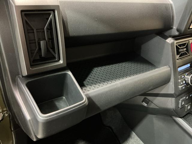 タフト Ｇ　クロムベンチャー　アルミホイール　ナビ　パノラマモニター　キーフリーシステム　エアバック　ＡＢＳ　スタイリッシュガラスルーフ　プッシュスタートスマートキー（30枚目）