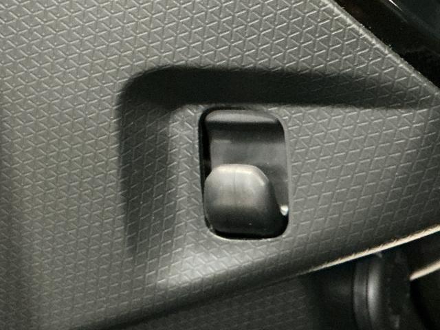 タント カスタムＸ　コーナーセンサ　アイスト　オートハイビーム　キーフリーキー　電動ミラー　Ｓヒーター　スマートキー＆プッシュスタート　衝突安全ボディ　ＬＥＤヘッドライト　オートライト（32枚目）