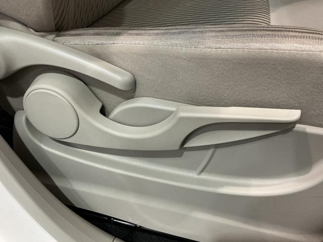 ムーヴ Ｘ　ＳＡＩＩ　ナビ　Ｂカメラ　横滑防止装置　アイドリンクストップ　誤発進抑制　セキュリティ　リモコンキー　電動格納式ミラー　フロントベンチシート　ＬＥＤヘッドランプ　車線逸脱警報装置　ＥＴＣ車載器　スマキー　ＡＢＳ（20枚目）