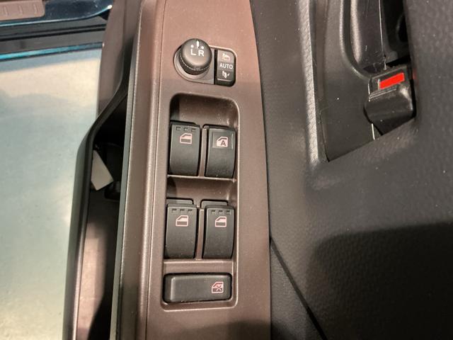 �����Ѓz�[���y�[�W�ɂĊe��C�x���g�E�L�����y�[���Ȃǂ̏��A�x�Ɠ��Ȃǂɉ����e�X�܂̓X�܃u���O���f�ڂ��Ă���܂��̂ł��Ђ�������������