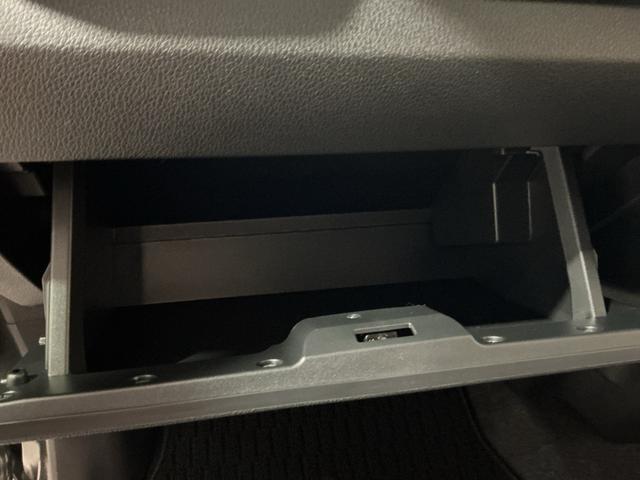 ムーヴ Ｇ　ディスプレイオーディオ　左側パワースライドドア　横滑り防止装置　オートマチックハイビーム　ＬＥＤヘッド　ＴＶ　ベンチシート　スマートキープッシュスタート　電動格納ミラー　バックカメラ　アルミホイール（36枚目）