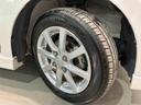安全安心な走行のために、納車前には小さなクルマを知り尽くしたエキスパートが基本性能に関わる機能や状態を徹底的に点検しています。