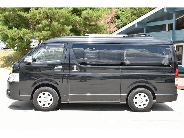ナッツRV トライアル 4WD ツインサブ FFヒーター 400W、1500Wインバーター マックスファン ソーラーパネル 冷蔵庫 シンク 架装部TV 地デジアンテナ リアヒーター リアクーラー ミラー型モニター(8枚目)