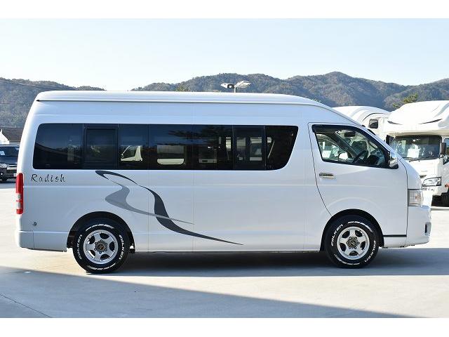 ナッツRV ラディッシュ ツインサブ 350Wインバーター シンク 冷蔵庫 架装部TV サイドオーニング 走行充電 外部充電 外部電源 社外15インチアルミ 社外メモリーナビ フルセグ バックカメラ ETC 網戸2枚(5枚目)