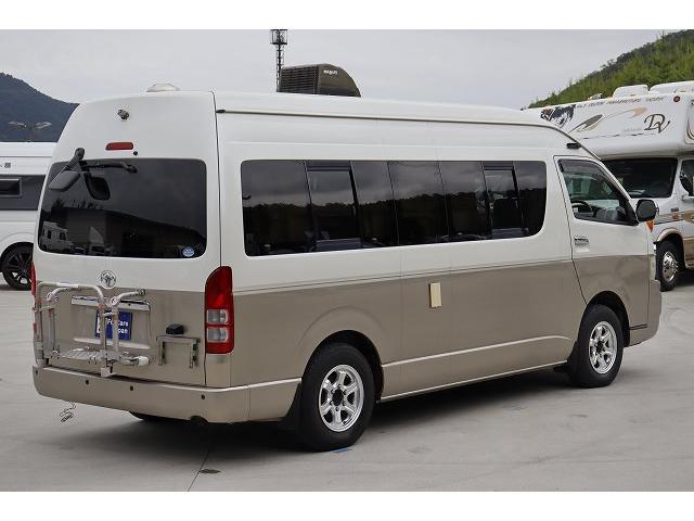 ノースライフ 大地ヤマト サブバッテリー FFヒーター 1500Wインバーター 電子レンジ シンク 架装部TV ルーフベント 走行充電 外部充電 社外SDナビ フルセグ バックカメラ ETC キーレス 4WD 寒冷地仕様(6枚目)