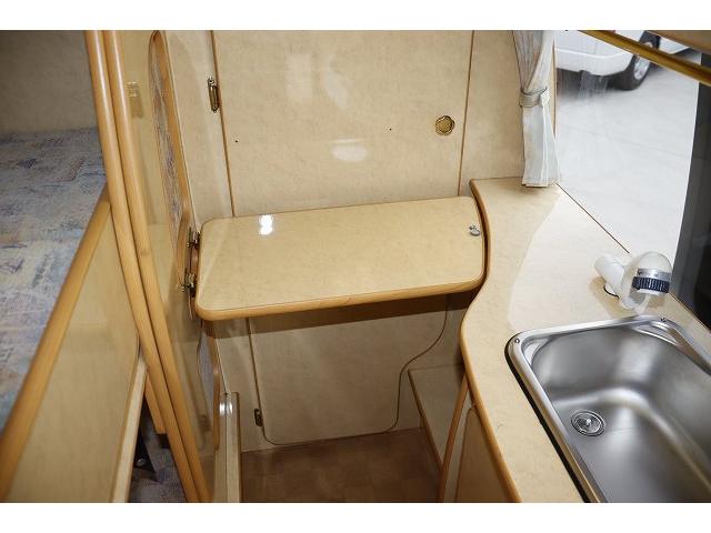 ノースライフ 大地ヤマト サブバッテリー FFヒーター 1500Wインバーター 電子レンジ シンク 架装部TV ルーフベント 走行充電 外部充電 社外SDナビ フルセグ バックカメラ ETC キーレス 4WD 寒冷地仕様(50枚目)