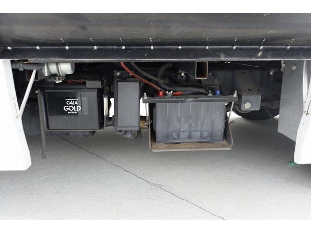 アトラストラック ＡｔｏＺ　バンビ　ツインサブ　外部充電　走行充電　シンク　冷蔵庫　マックスファン　ミラーモニター型バックカメラ　ＥＴＣ（45枚目）