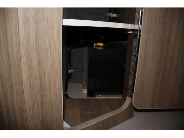 カムロード キャンパー厚木 パピーフルハウス トリプルサブ 1500wインバーター ソーラーパネル FFヒーター 家庭用エアコンマックスファン 社外スタビ 冷蔵庫 シンク 電子レンジ 車両総重量3580kg(32枚目)