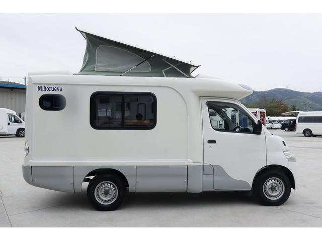 ライトエーストラック ＡＺ－ＭＡＸ　エムホルーヴァ　４名乗車　ポップアップルーフ　ＦＦヒーター　ＴＶ冷蔵庫　ツインサブバッテリー　５００Ｗインバーター　サイドオーニング　ＳＤナビ（67枚目）