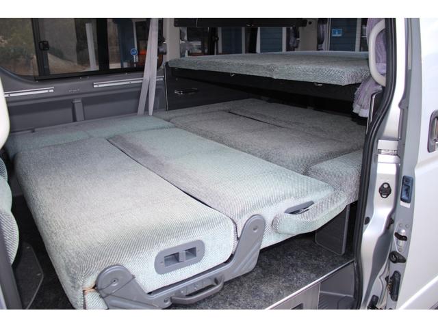 �_�C�l�b�g�̓x�b�h�W�J�\�ł��B�x�b�h�T�C�Y�͂P�X�Q����×�P�U�P�������ł��B