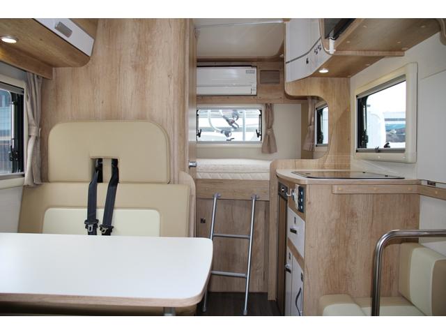 カムロード ナッツＲＶ　クレア５．３Ｘ　ハイパーエボリューション　４００Ａｈリチウムバッテリー　冷蔵庫　ＦＦヒーター　家庭用エアコン　１５００Ｗインバーター　サイクルキャリア　サイドオーニング　２４ＴＶ　地デジアンテナ　電子レンジ　マックスファン　キャンピングカー（2枚目）