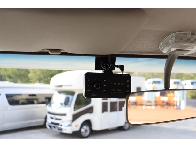 カムロード 東和モータース　ヴォーンＤＣ　７名乗車　ツインサブ　走行充電　外部充電　冷蔵庫　ＦＦヒーター　サイクルキャリア　メモリーナビ　ＥＴＣ　マルチルーム　ルーフベント　電圧計　シンク　給排水ポリタンク　キャンピングカー（20枚目）