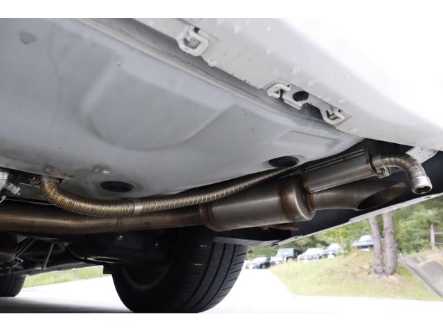 アルファード ２．５Ｓ　Ｃパッケージ　グランドモーター　ジュエル　４名乗車　サブバッテリー　ソーラーパネル　外部充電　３５０Ｗインバーター　ＦＦヒーター　電圧計　３ナンバー　ナビ　ＪＢＬ　キャンピングカー　テーブル　両側パワースライドドア　パワーバックドア（28枚目）