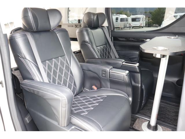 アルファード ２．５Ｓ　Ｃパッケージ　グランドモーター　ジュエル　４名乗車　サブバッテリー　ソーラーパネル　外部充電　３５０Ｗインバーター　ＦＦヒーター　電圧計　３ナンバー　ナビ　ＪＢＬ　キャンピングカー　テーブル　両側パワースライドドア　パワーバックドア（38枚目）