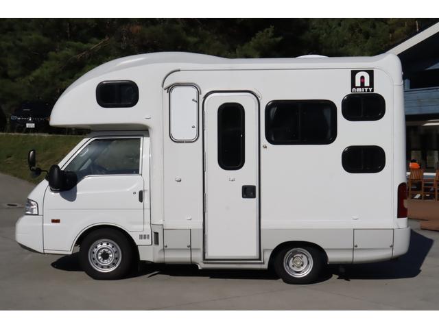 ボンゴトラック ＡｔｏＺ　アミティ　７名乗車　８ナンバー　ツインサブバッテリー　ウインドウエアコン　冷蔵庫　ＴＶ　１５００Ｗインバーター　電子レンジ　ダブルタイヤ　ミラーモニタードラレコ　ルーフベント　メインサブ切替　キャンピングカー（17枚目）