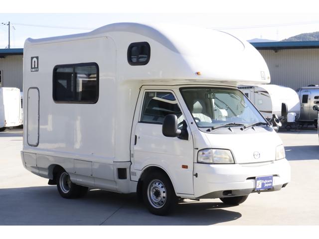 ボンゴトラック ＡｔｏＺ　アミティ　７名乗車　８ナンバー　ツインサブバッテリー　ウインドウエアコン　冷蔵庫　ＴＶ　１５００Ｗインバーター　電子レンジ　ダブルタイヤ　ミラーモニタードラレコ　ルーフベント　メインサブ切替　キャンピングカー（18枚目）