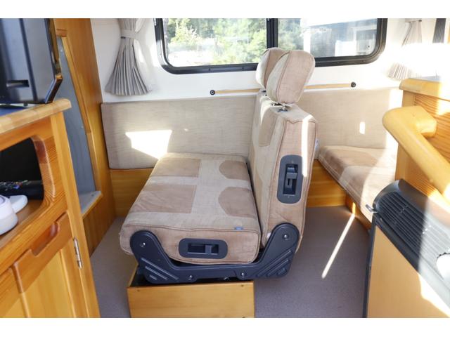 ボンゴトラック ＡｔｏＺ　アミティ　７名乗車　８ナンバー　ツインサブバッテリー　ウインドウエアコン　冷蔵庫　ＴＶ　１５００Ｗインバーター　電子レンジ　ダブルタイヤ　ミラーモニタードラレコ　ルーフベント　メインサブ切替　キャンピングカー（51枚目）