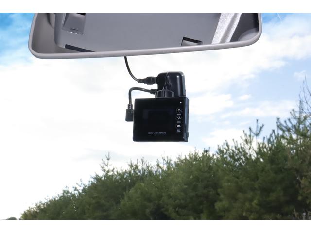 リエッセII マリナＲＶ　Ｌキャビン　１０名乗車　４サブバッテリー　ソーラー２枚　ＦＦヒーター　家庭用エアコン　２０００Ｗインバーター　サイドオーニング　冷蔵庫　マックスファン　電子レンジ　レカロシート　バックモニター　キャンピングカー（55枚目）