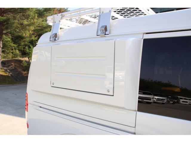 ハイエースバン キャンピングカー長野 スペースキャンパー 軽油 6名乗車 リチウム300Ah FFヒーター ウインドウエアコン ソーラーパネル 電子レンジ PIVOTクルコン 2000Wインバーター マックスファン メモリーナビ 冷蔵庫 防虫ネット TSS(76枚目)