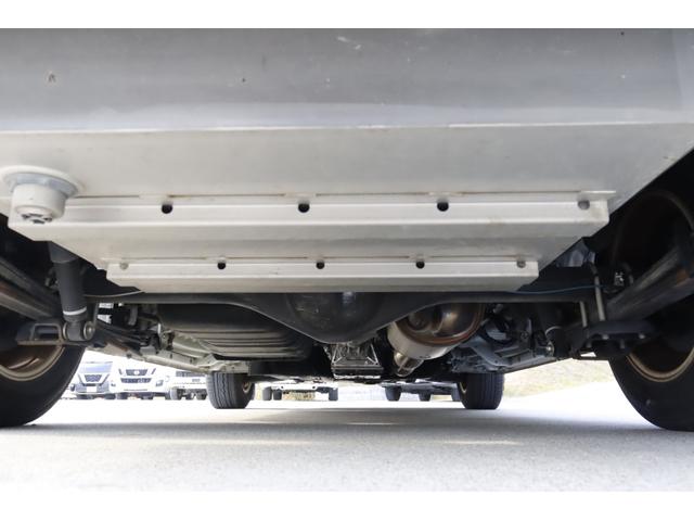 ハイエースバン ケイワークス　クラシックバン　ポップアップルーフ　６名乗車　８ナンバー　ソーラーパネル　サブバッテリー　１０００Ｗインバーター　走行充電　外部充電　ＦＦヒーター　シンク兼用アウターシャワー　キャンピングカー　バンコン（20枚目）