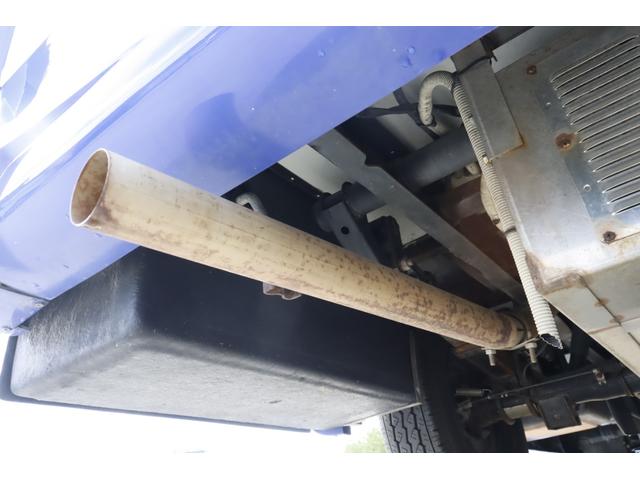 ボンゴトラック キャンパーアシスト　ジョクト　６名乗車　ＦＦヒーター　家庭用エアコン　ソーラーパネル　電子レンジ　マックスファン　１５００Ｗインバーター　ポータブル発電機　サイドオーニング　リチウム＆鉛バッテリー　キャンピングカー　キャブコン（19枚目）