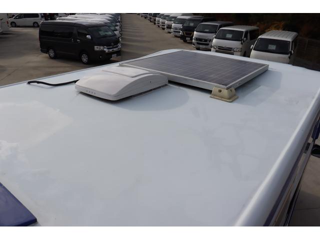 ボンゴトラック キャンパーアシスト　ジョクト　６名乗車　ＦＦヒーター　家庭用エアコン　ソーラーパネル　電子レンジ　マックスファン　１５００Ｗインバーター　ポータブル発電機　サイドオーニング　リチウム＆鉛バッテリー　キャンピングカー　キャブコン（35枚目）