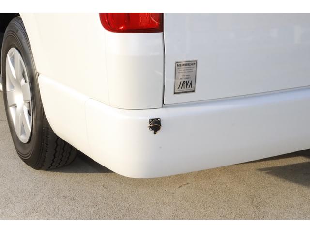 ハイエースバン バーデン　グランデ　カーサホームＥＤ　７名乗車　ツインサブバッテリー　１５００Ｗインバーター　家庭用エアコン　ＦＦヒーター　冷蔵庫　電子レンジ　１９ＴＶ　エアロソーラー　マックスファン　１０Ｖ型ナビ　キャンピングカー　スーパーロング（15枚目）