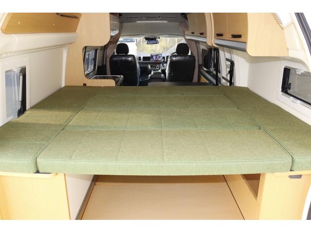 ハイエースバン バーデン　グランデ　カーサホームＥＤ　７名乗車　ツインサブバッテリー　１５００Ｗインバーター　家庭用エアコン　ＦＦヒーター　冷蔵庫　電子レンジ　１９ＴＶ　エアロソーラー　マックスファン　１０Ｖ型ナビ　キャンピングカー　スーパーロング（35枚目）