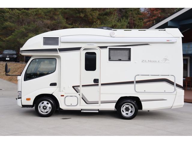 カムロード バンテック　ジルノーブル　４ＷＤ　乗車６名　就寝４名　２．８　ディーゼルターボ　リチウムイオンバッテリー４００ａｈ　インバーター２０００Ｗ　フレキシブルソーラー４枚　温水ボイラー　家庭用エアコン　ＦＦヒーター　マックスファン（22枚目）