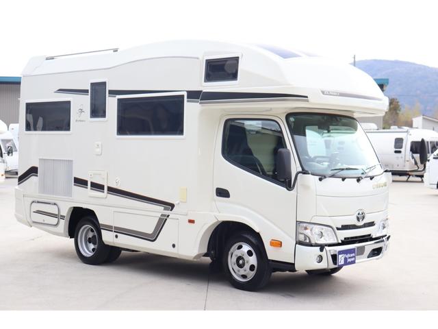 カムロード バンテック　ジルノーブル　４ＷＤ　乗車６名　就寝４名　２．８　ディーゼルターボ　リチウムイオンバッテリー４００ａｈ　インバーター２０００Ｗ　フレキシブルソーラー４枚　温水ボイラー　家庭用エアコン　ＦＦヒーター　マックスファン（25枚目）