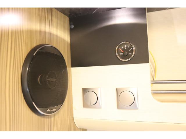 カムロード バンテック　ジルノーブル　４ＷＤ　乗車６名　就寝４名　２．８　ディーゼルターボ　リチウムイオンバッテリー４００ａｈ　インバーター２０００Ｗ　フレキシブルソーラー４枚　温水ボイラー　家庭用エアコン　ＦＦヒーター　マックスファン（47枚目）